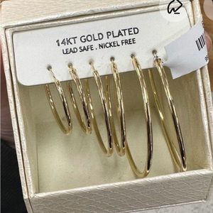 Lots of 14k earrings of difft sizes